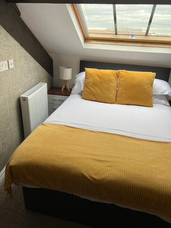 The Apple House 4*